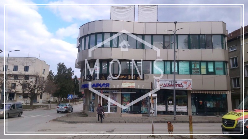 Продава МАГАЗИН в област Велико Търново, гр. Горна Оряховица - 97 кв.м / При запитване, МОНС ПРОПЪРТИС