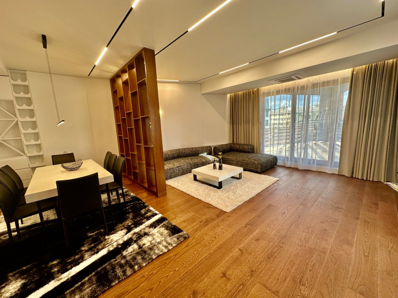 Продава 3-СТАЕН, гр. София, Изток, снимка 2 - Апартаменти - 52519489