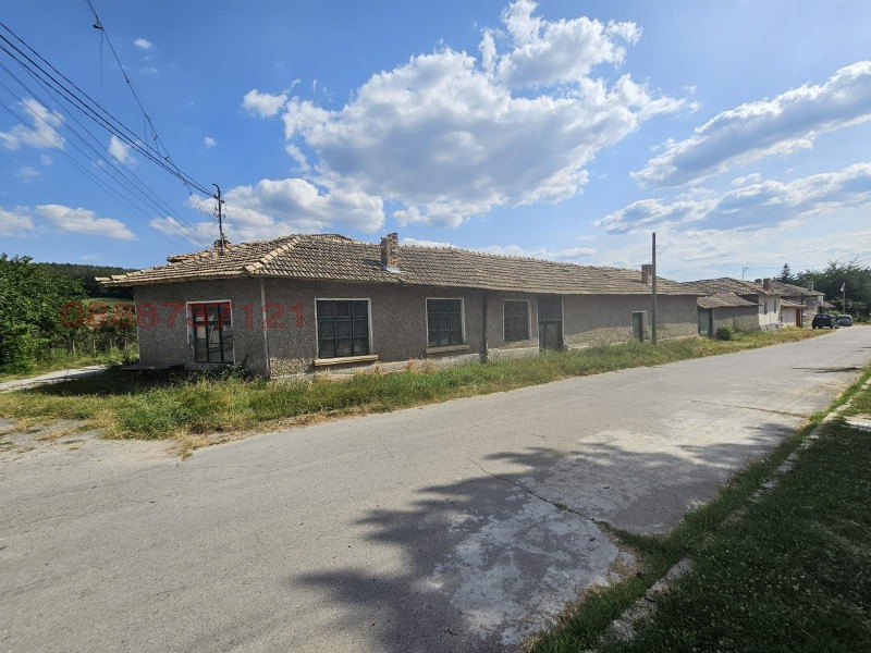 Продава КЪЩА, с. Новосел, област Шумен