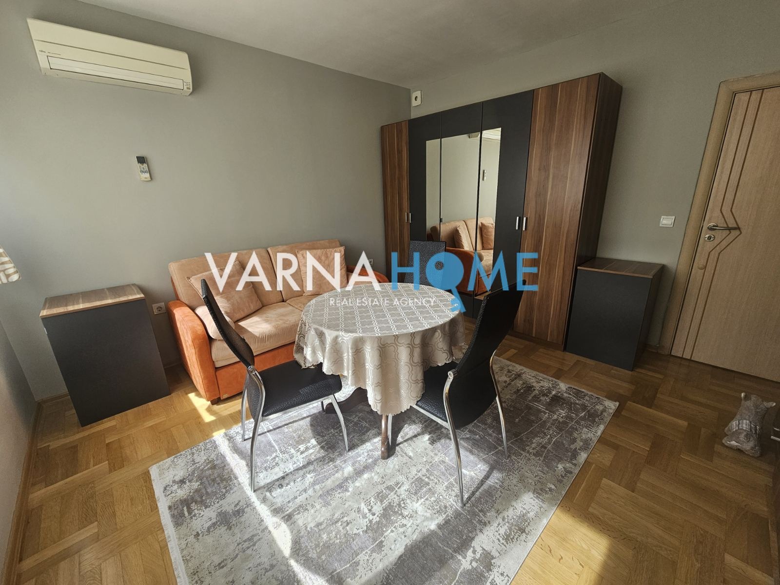 Продава 2-СТАЕН, гр. Варна, Левски 1