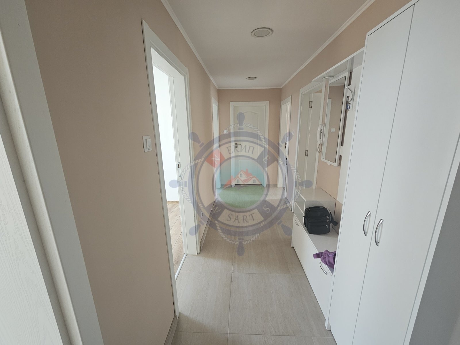 Продава 4-СТАЕН, гр. Варна, Централна поща, снимка 7 - Апартаменти - 54688461