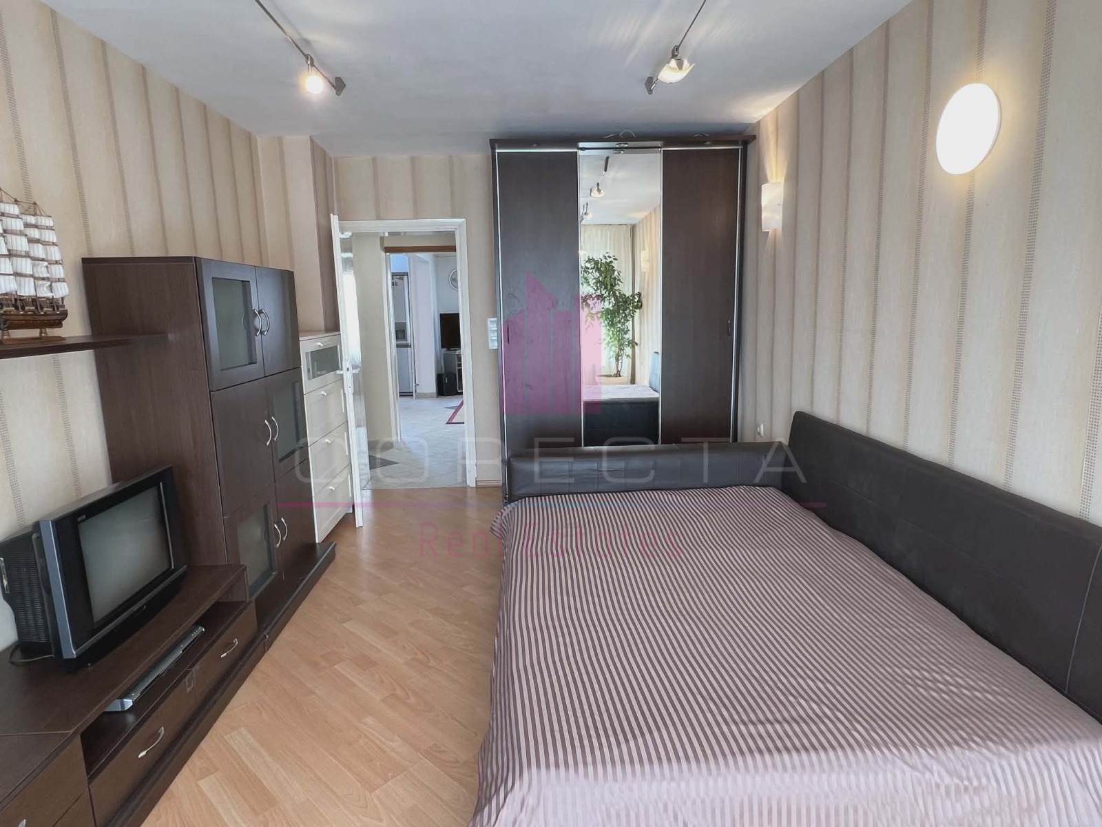 Продава МЕЗОНЕТ, гр. Русе, Ялта, снимка 13 - Апартаменти - 52210588