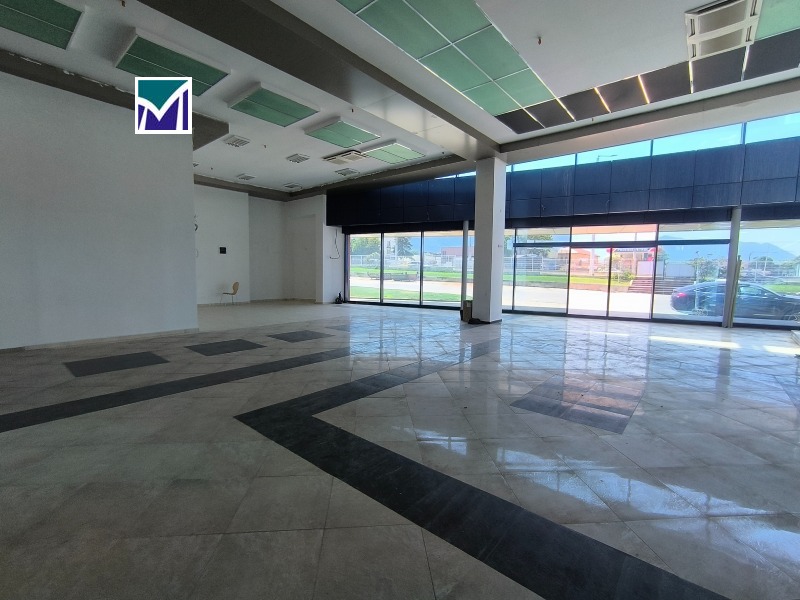 Продава ТЪРГОВСКИ КОМПЛЕКС в град Враца, Център - 3651 кв.м / 3 600 000 € » 7 040 988.00 лв., МОНОГРАМ-ИНДУСТРИАЛНИ И ЛОГИСТИЧНИ ИМОТИ