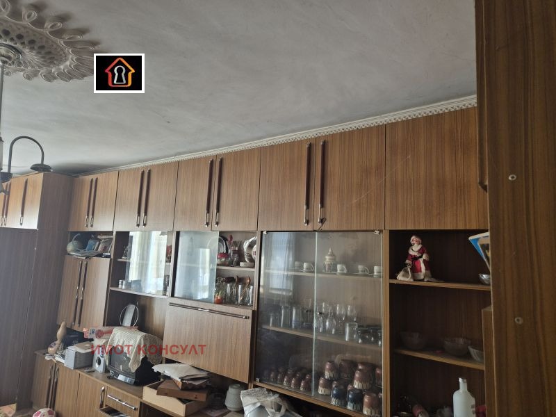 Продава КЪЩА, гр. Враца, Бистрец, снимка 4 - Къщи - 55681650