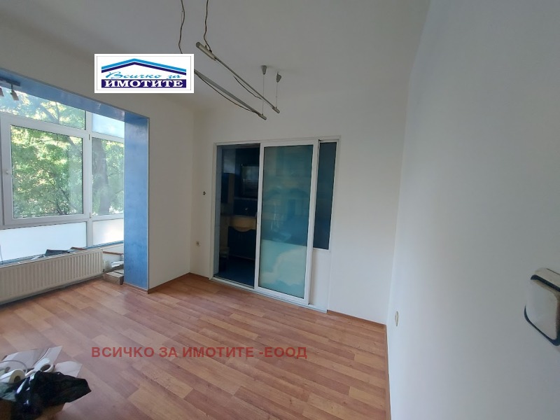 À venda  2 quartos Ruse , Centar , 86 m² | 87082898 - imagem [7]