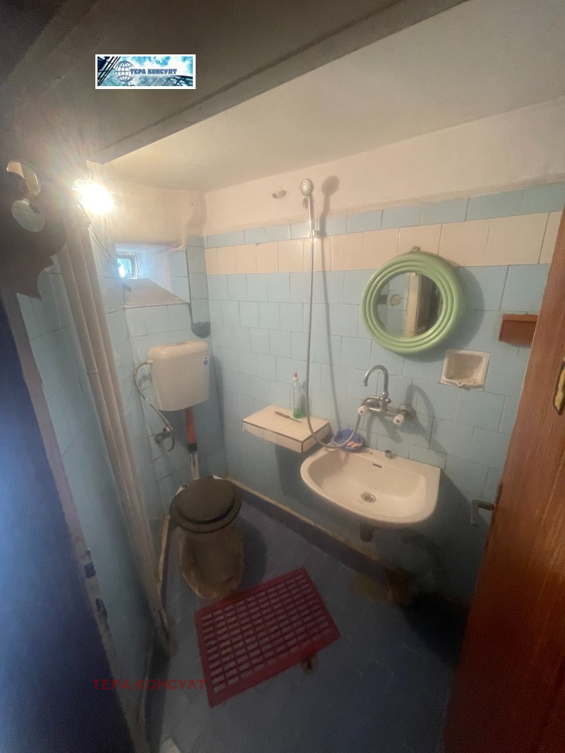 Продава  Офис град Плевен , Идеален център , 97 кв.м | 29887654 - изображение [4]