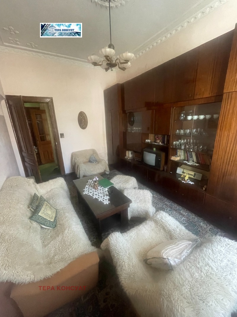 Продава  Офис, град Плевен, Идеален център •  170 000 € • ID 93614205 — holmes.bg - [1] 