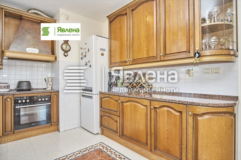 Продава КЪЩА, с. Горна Василица, област София област, снимка 12 - Къщи - 54860873