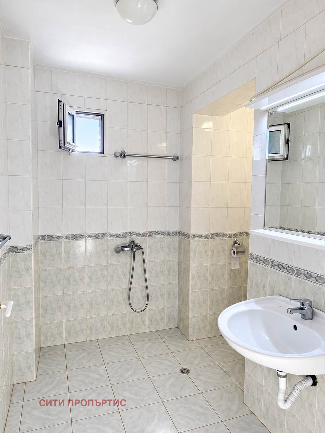 Продава 3-СТАЕН, гр. Благоевград, Широк център, снимка 13 - Апартаменти - 56305507