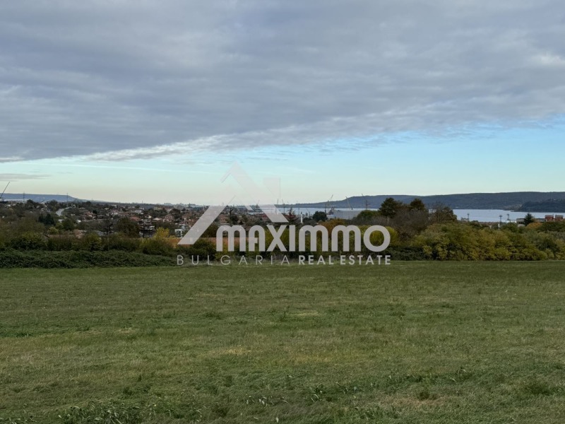 Продава ПАРЦЕЛ в област Варна, с. Езерово - 11650 кв.м / 190 000 € » 371 607.70 лв., МАКСИММО БЪЛГАРИЯ ЕООД