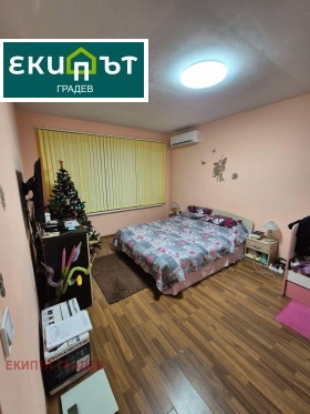 1 dormitorio Vladislav Varnenchik 1, Varna 4