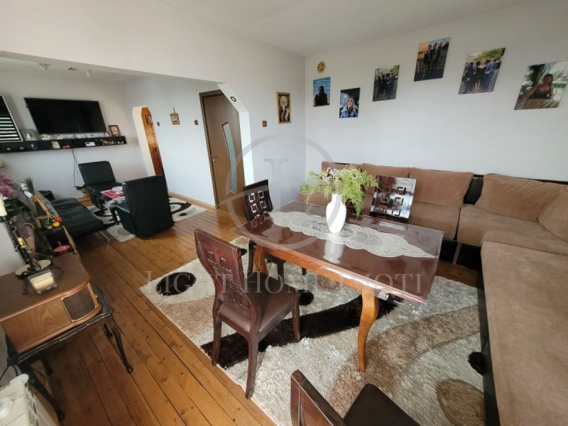 Te koop  Huis verdieping regio Plovdiv , Karlovo , 220 m² | 31549948 - afbeelding [5]