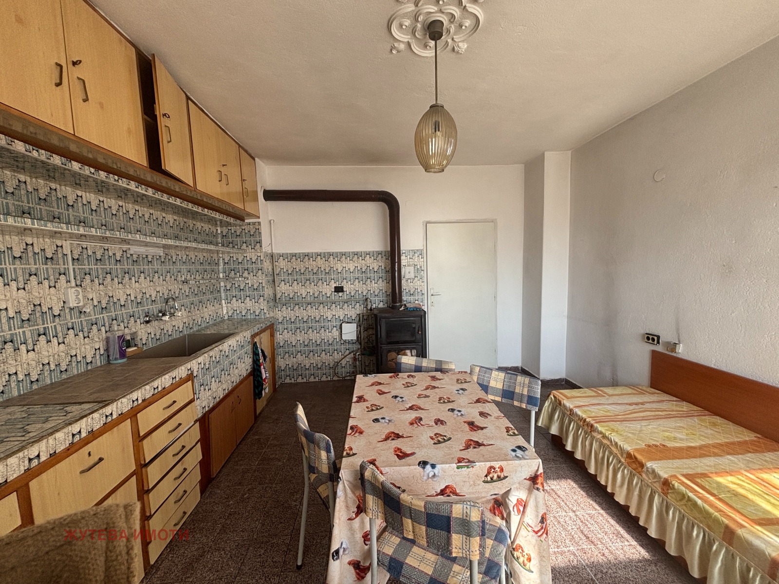 Продава 4-СТАЕН, гр. Карлово, област Пловдив, снимка 2 - Апартаменти - 53827859