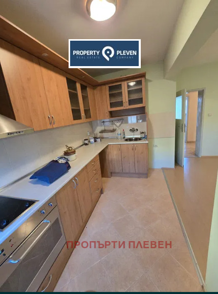 Продава 4-СТАЕН, гр. Плевен, Сторгозия, снимка 1 - Aпартаменти - 48010987