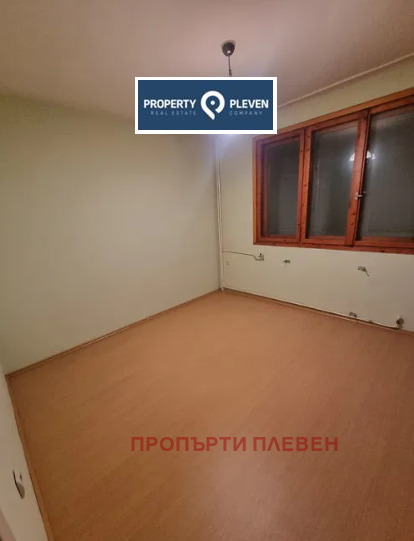 Продава 4-СТАЕН, гр. Плевен, Сторгозия, снимка 7 - Aпартаменти - 48010987