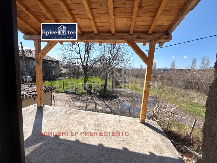 Продава КЪЩА, гр. Перник, Църква, снимка 5 - Къщи - 54115639