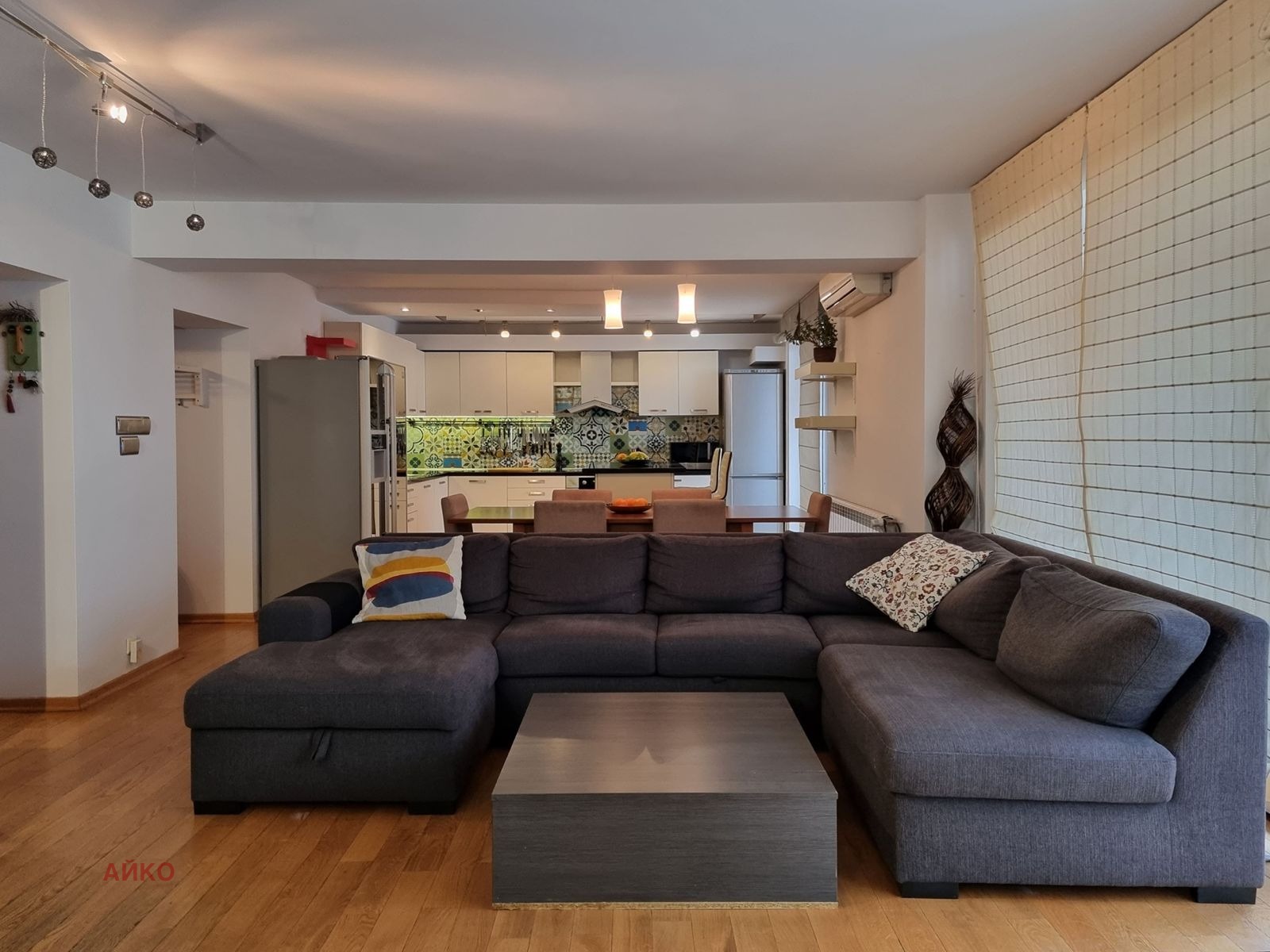 Продава МНОГОСТАЕН, гр. София, Център, снимка 6 - Апартаменти - 53719052