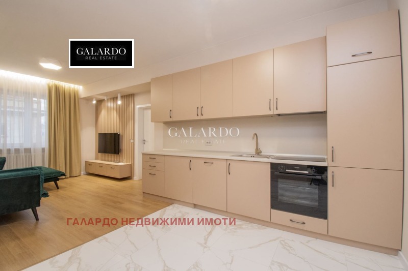 Дава под наем 3-СТАЕН, гр. София, Център, снимка 2 - Апартаменти - 51466871