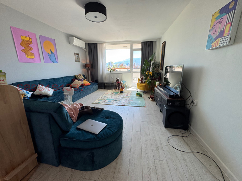 Zu vermieten  3 Schlafzimmer Sofia , Geo Milew , 140 qm | 65350358 - Bild [4]