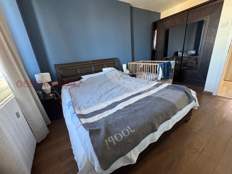 Zu vermieten  3 Schlafzimmer Sofia , Geo Milew , 140 qm | 65350358 - Bild [10]