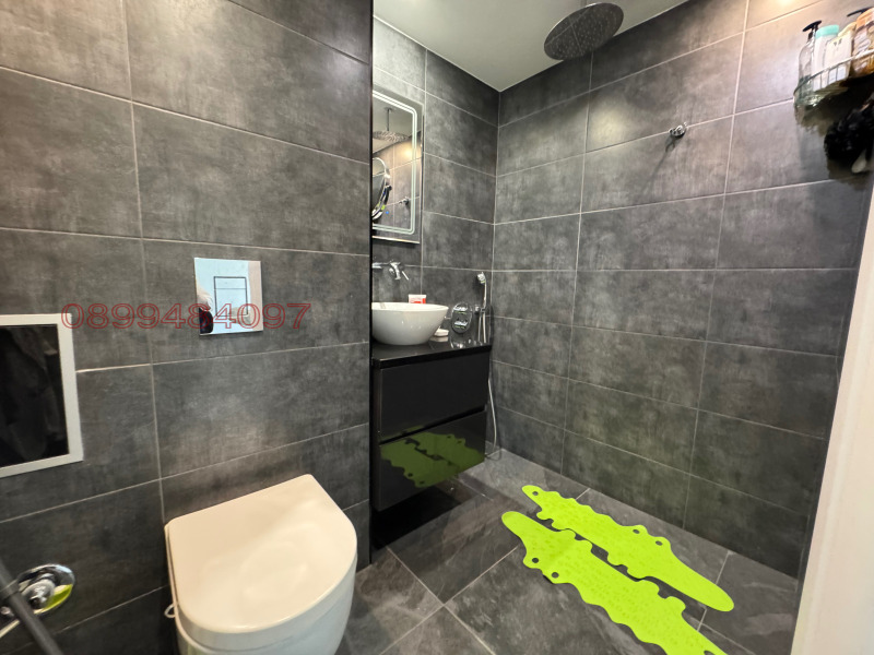 Zu vermieten  3 Schlafzimmer Sofia , Geo Milew , 140 qm | 65350358 - Bild [8]