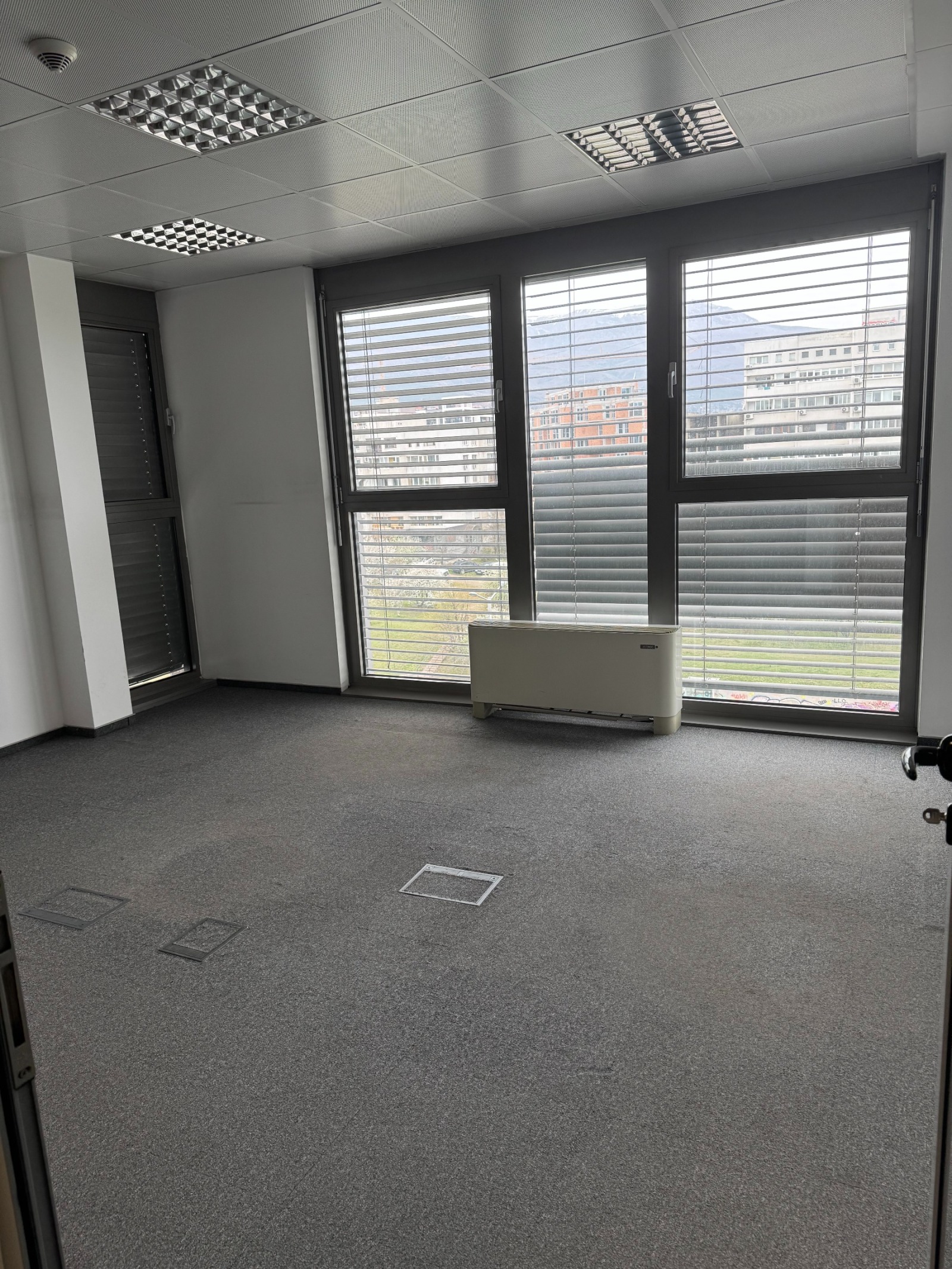 Дава под Наем ОФИС | Imot.bg — изображение 2