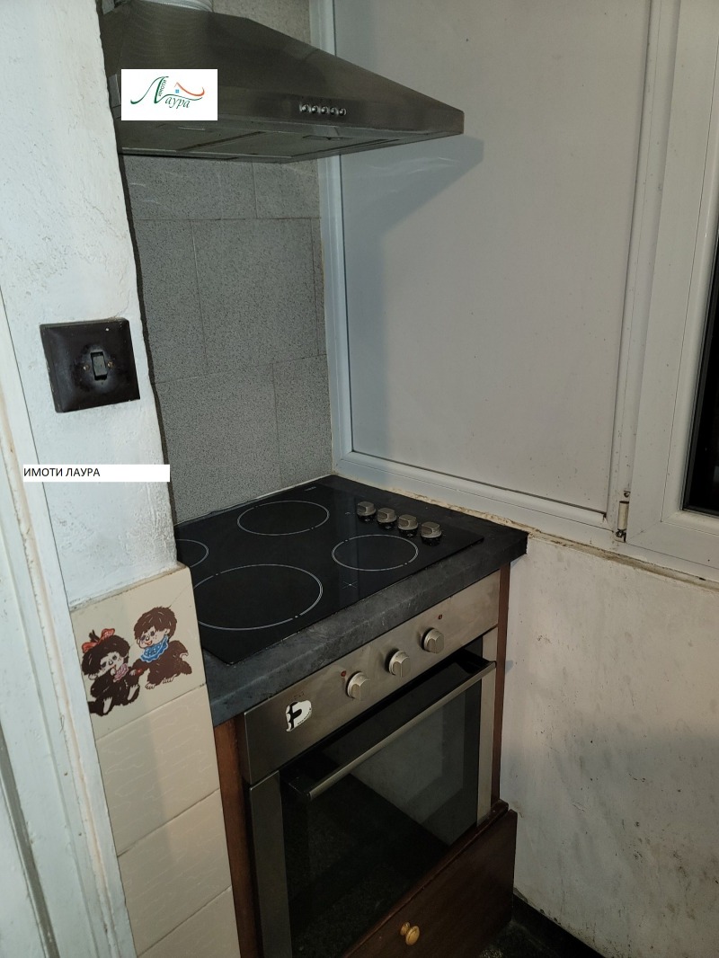 Дава под наем 2-СТАЕН, гр. Шумен, Тракия, снимка 8 - Апартаменти - 53460955