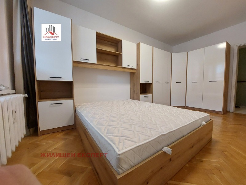 Дава под наем 4-СТАЕН, гр. София, Хладилника, снимка 16 - Апартаменти - 52536309