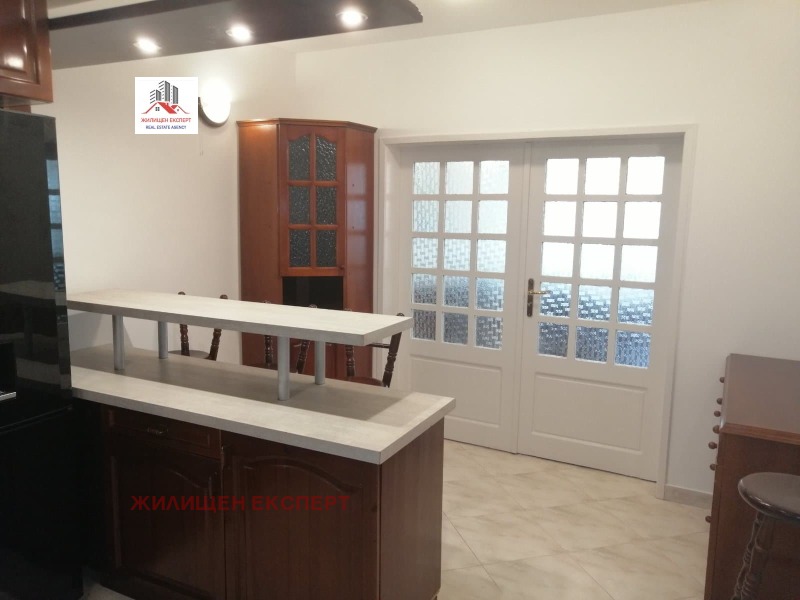 Дава под наем 4-СТАЕН, гр. София, Хладилника, снимка 10 - Апартаменти - 52536309