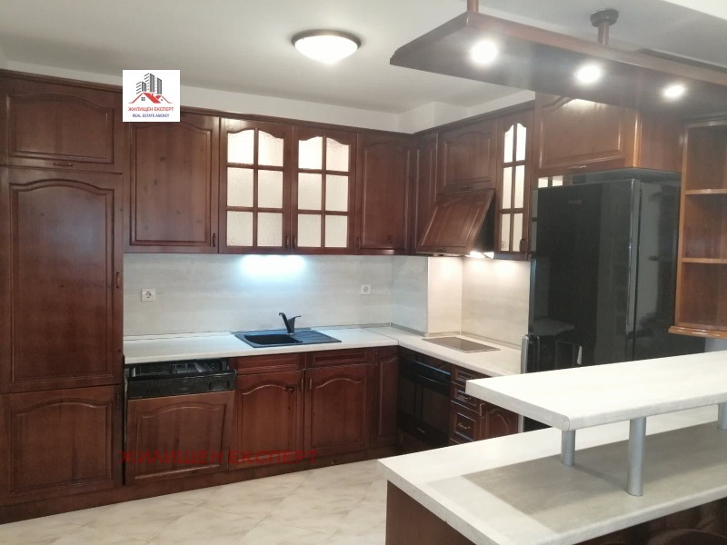 Дава под наем 4-СТАЕН, гр. София, Хладилника, снимка 5 - Апартаменти - 52536309