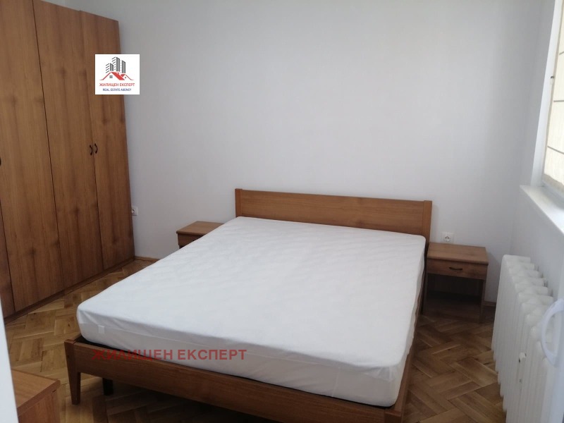 Дава под наем 4-СТАЕН, гр. София, Хладилника, снимка 2 - Апартаменти - 53437226