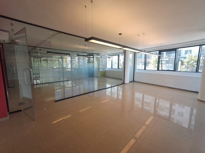 K pronájmu  Kancelář Sofia , Manastirski livadi , 137 m2 | 33196361 - obraz [5]