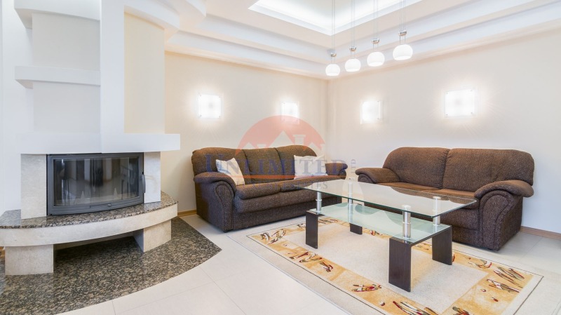Te huur  3 slaapkamers Sofia , Lozenets , 179 m² | 49630936 - afbeelding [2]