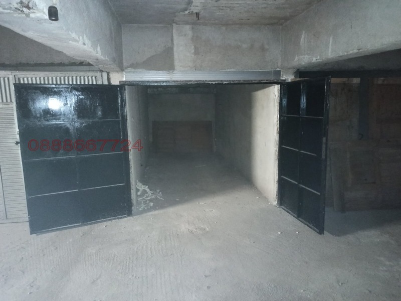 Дава под наем ГАРАЖ, ПАРКОМЯСТО, гр. София, Банишора, снимка 3 - Гаражи и паркоместа - 52989303