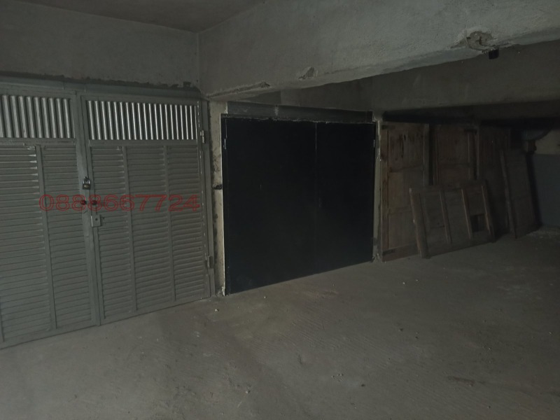 Дава под наем ГАРАЖ, ПАРКОМЯСТО, гр. София, Банишора, снимка 2 - Гаражи и паркоместа - 52989303