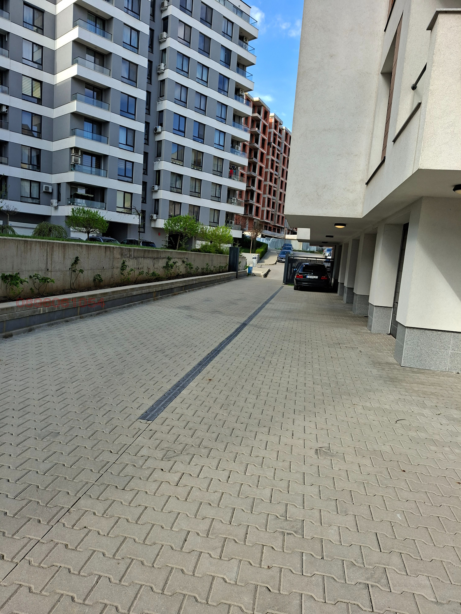 Дава под наем ГАРАЖ, ПАРКОМЯСТО, гр. София, Овча купел, снимка 3 - Гаражи и паркоместа - 54655233