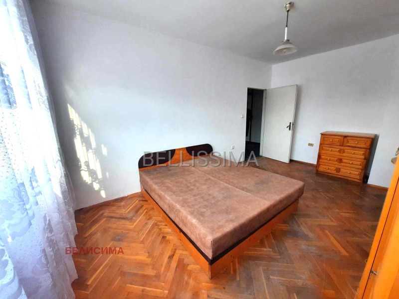 Zu vermieten  1 Schlafzimmer Schumen , Zentar , 70 qm | 35399281 - Bild [6]