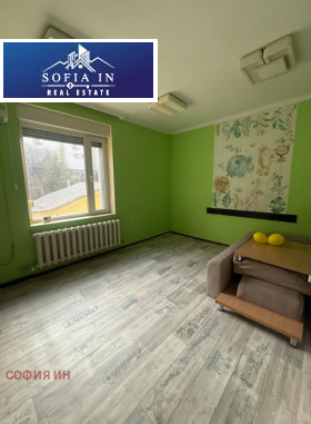 3 bedroom Oborishte, Sofia 5