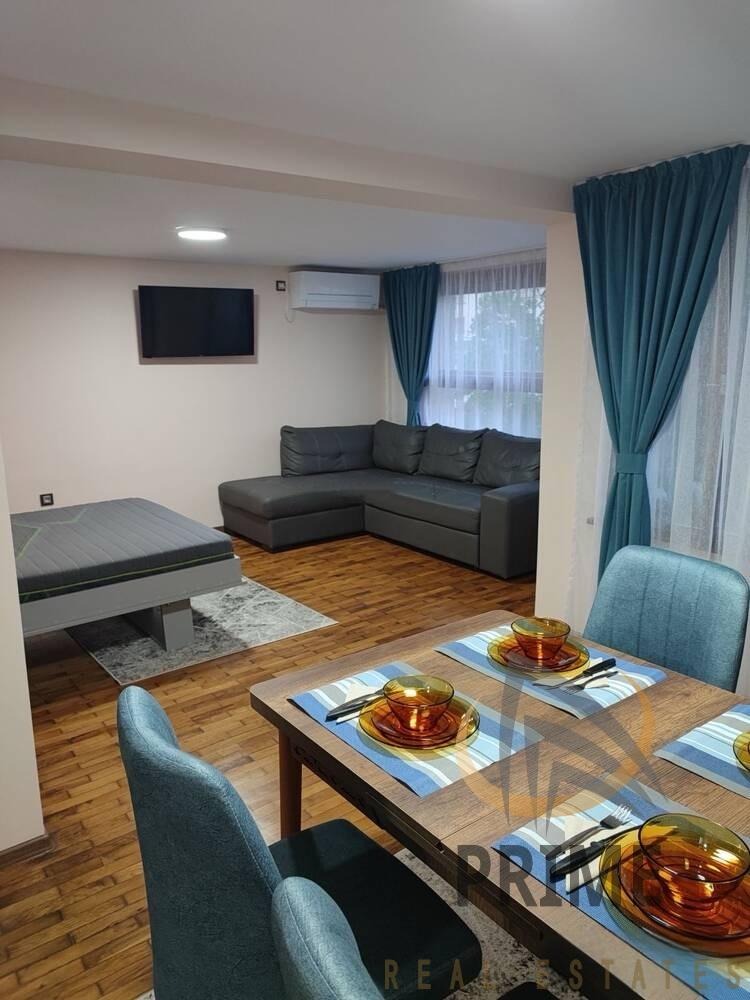 Издаје се  1 спаваћа соба Бургас , Центар , 69 м2 | 70919110 - слика [4]