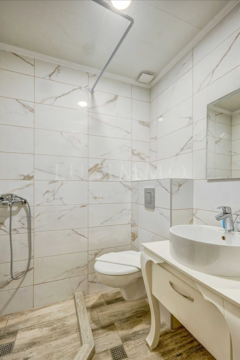 De inchiriat  2 dormitoare Varna , Țentâr , 90 mp | 49317642 - imagine [8]