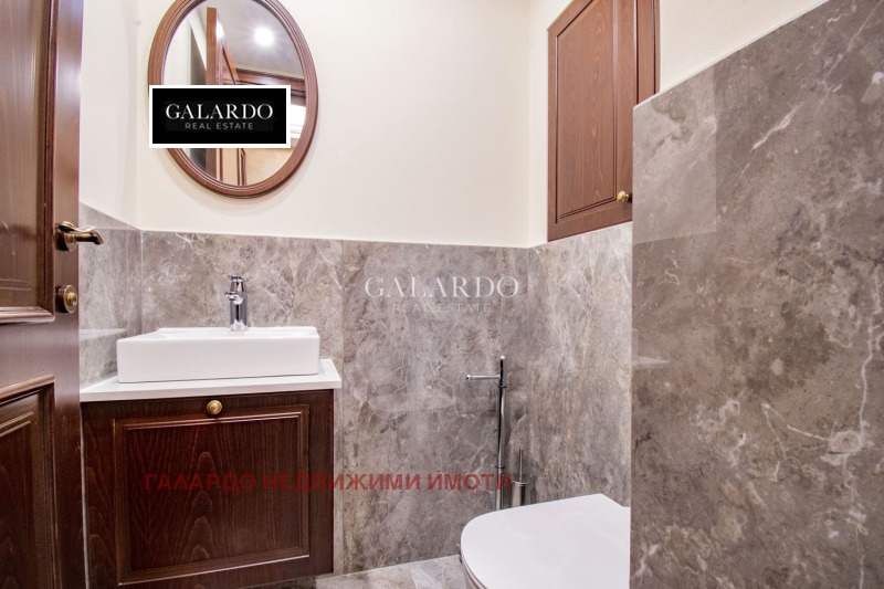 Дава под наем 3-СТАЕН, гр. София, Лозенец, снимка 12 - Апартаменти - 53493445