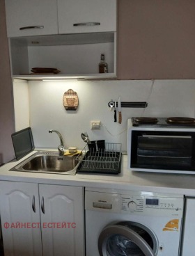 Дава под наем  Ателие, таван, град София