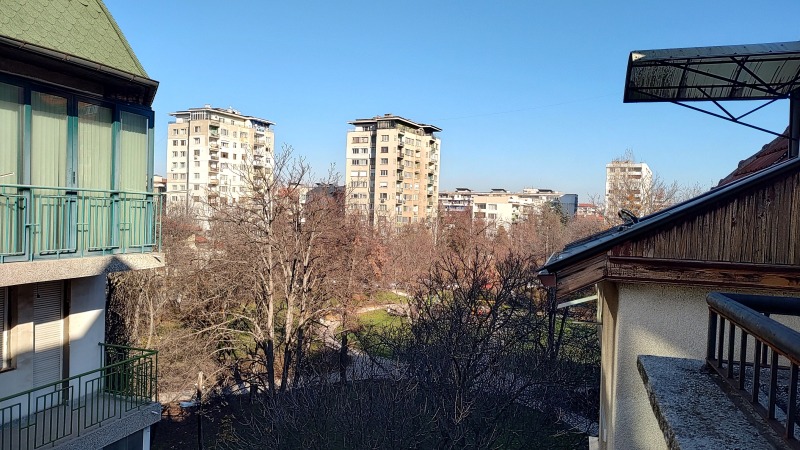 Дава под наем 3-СТАЕН, гр. София, Хиподрума, снимка 13 - Апартаменти - 53454034