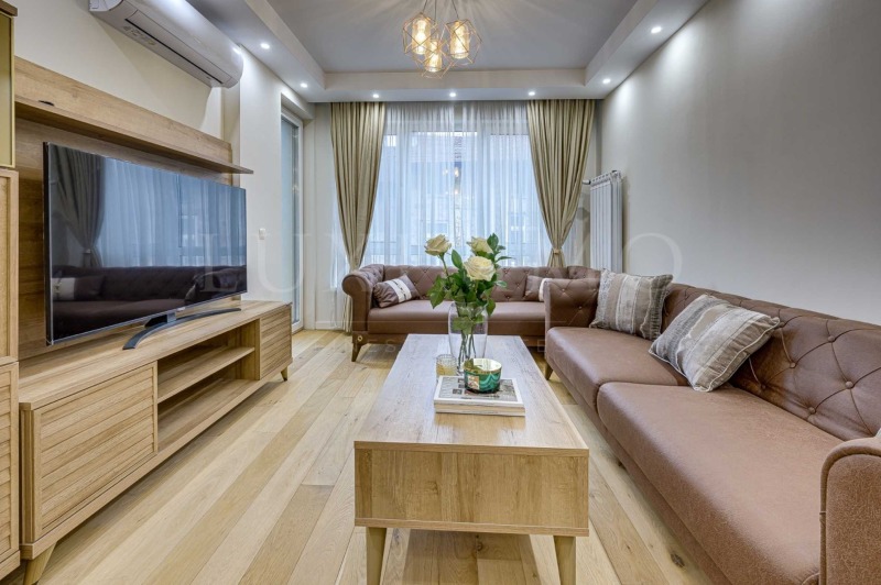 Дава под наем 3-СТАЕН, гр. София, Център, снимка 2 - Апартаменти - 53511941