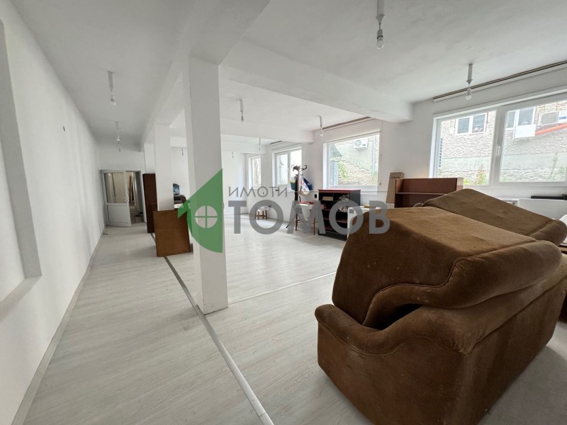 A louer  Stockage Choumen , Tsentar , 282 m² | 82411198 - image [2]