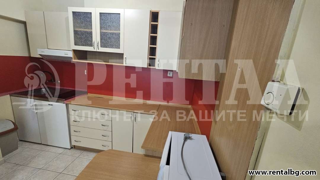 Дава под наем 2-СТАЕН, гр. Пловдив, Център, снимка 15 - Апартаменти - 55197220