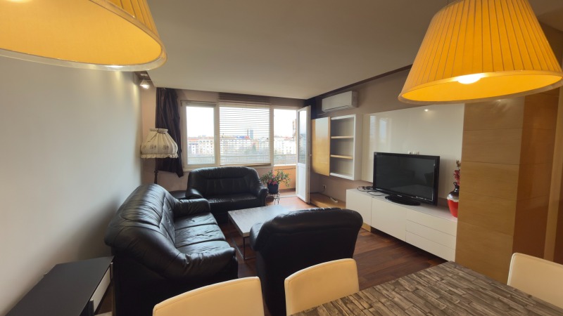 Дава под наем 3-СТАЕН, гр. София, Център, снимка 6 - Апартаменти - 53593646