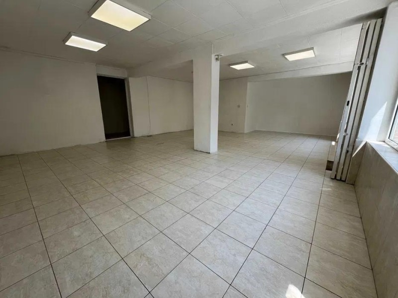 Kiralık  Mağaza Varna , Troşevo , 61 metrekare | 93576783