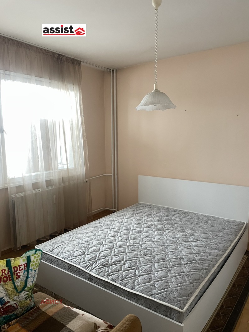 Дава под нем  2-стаен, град София, Стрелбище •  500 EUR • ID 26870555 — holmes.bg - [1] 