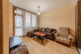 2 Schlafzimmer Belite brezi, Sofia 1